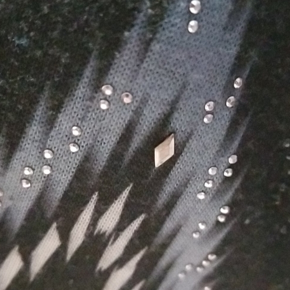 Tunic - Picture 3 of 3